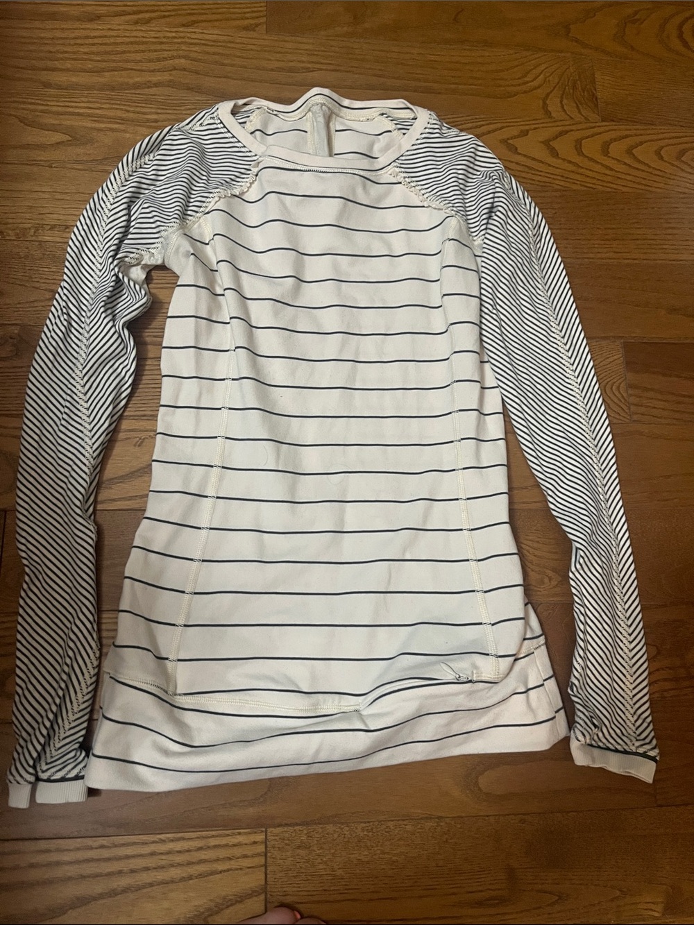 lululemon athletica White and Black Striped Long Sleeve Tee